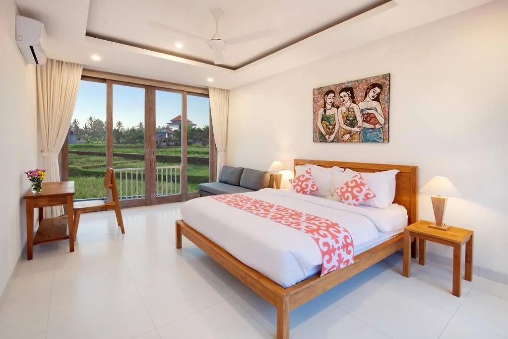 Green Villa B, Near New 3 Bedroom Villa With Pool. Ubud