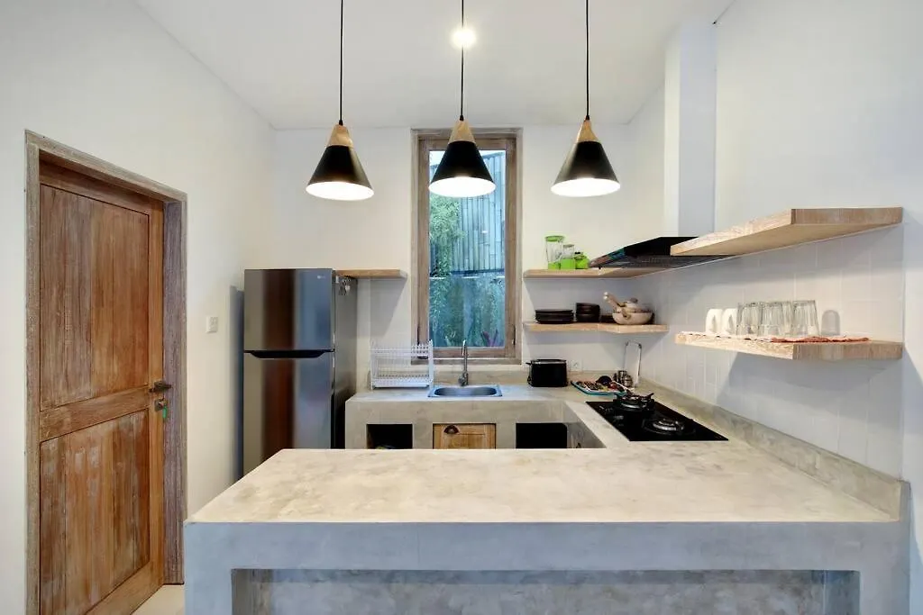 Green Villa B, Near New 3 Bedroom Villa With Pool. Ubud